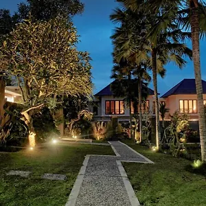 https://villa-umae-ubud.ubudhotelsnow.com