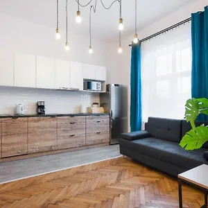 https://fancy-apartments-with-lift-and-a-c.krakowhotelspoland.com