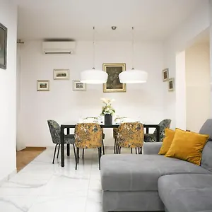 https://new-luxury-apartment-tony.splithotels.org